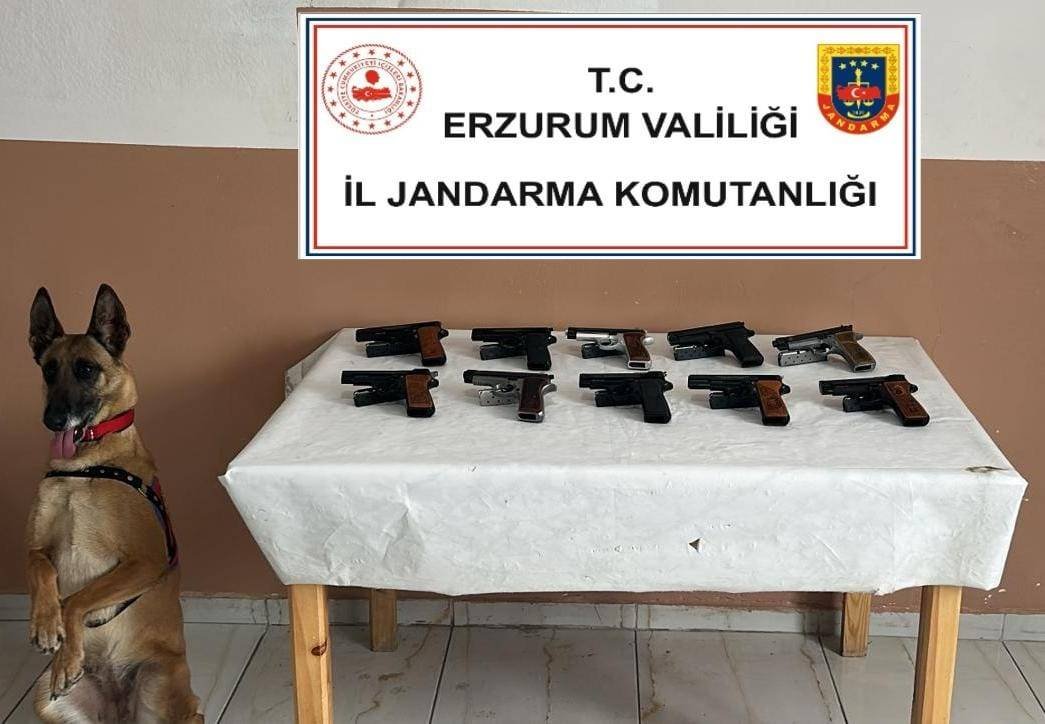 Erzurum’da Bomba Arama Köpeği ‘Yazı’ ile Kaçakçılara Operasyon