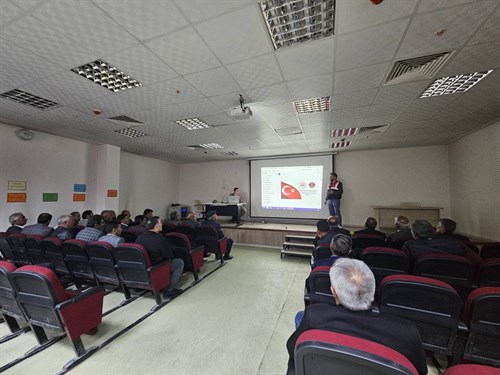 Horasan'da mahalle muhtarlarına yönelik madde bağımlılığı semineri düzenlendi